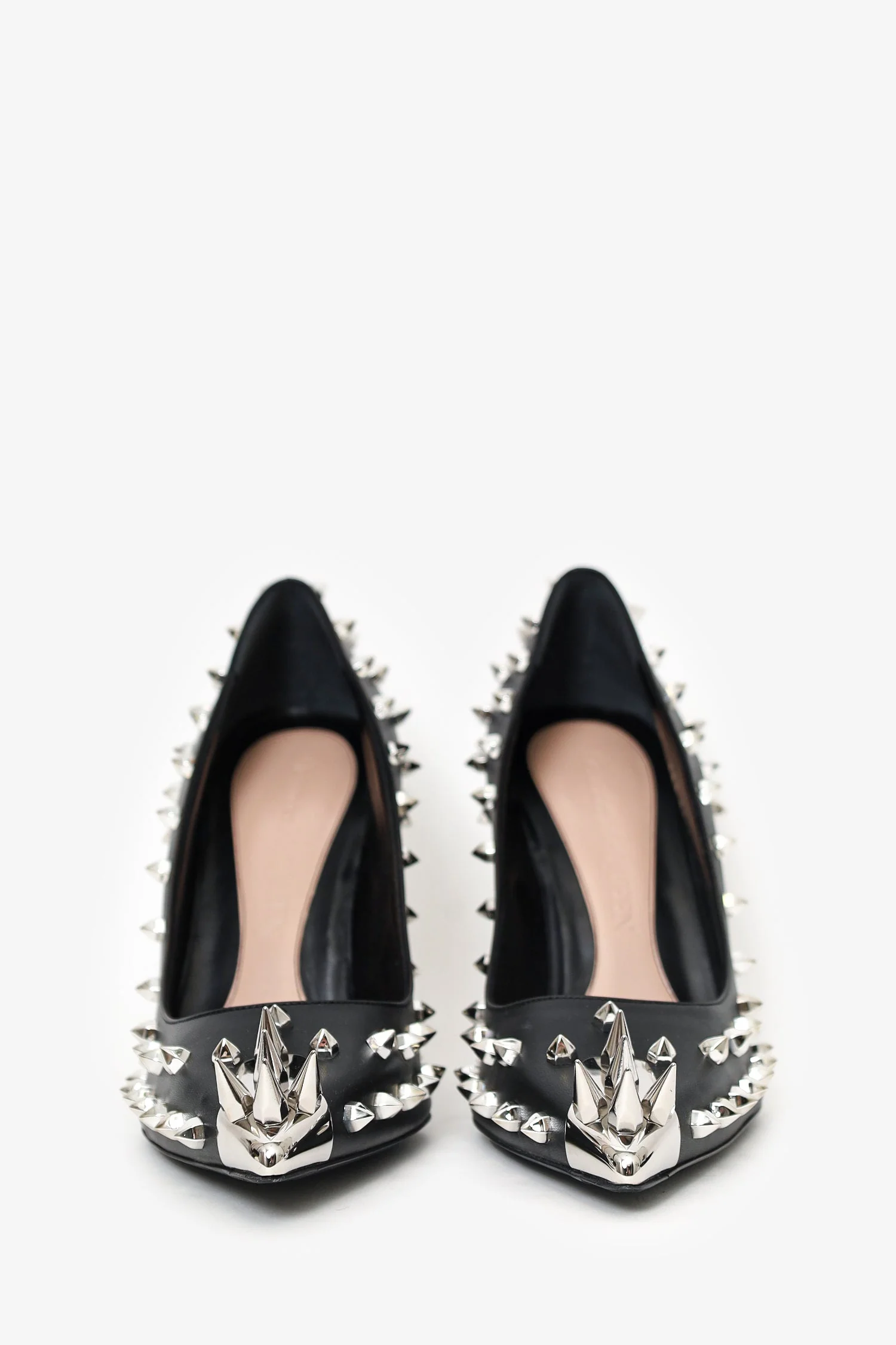 Alexander McQueen Black/Silver Spiked Pointed Heels Size 40 - Image 3