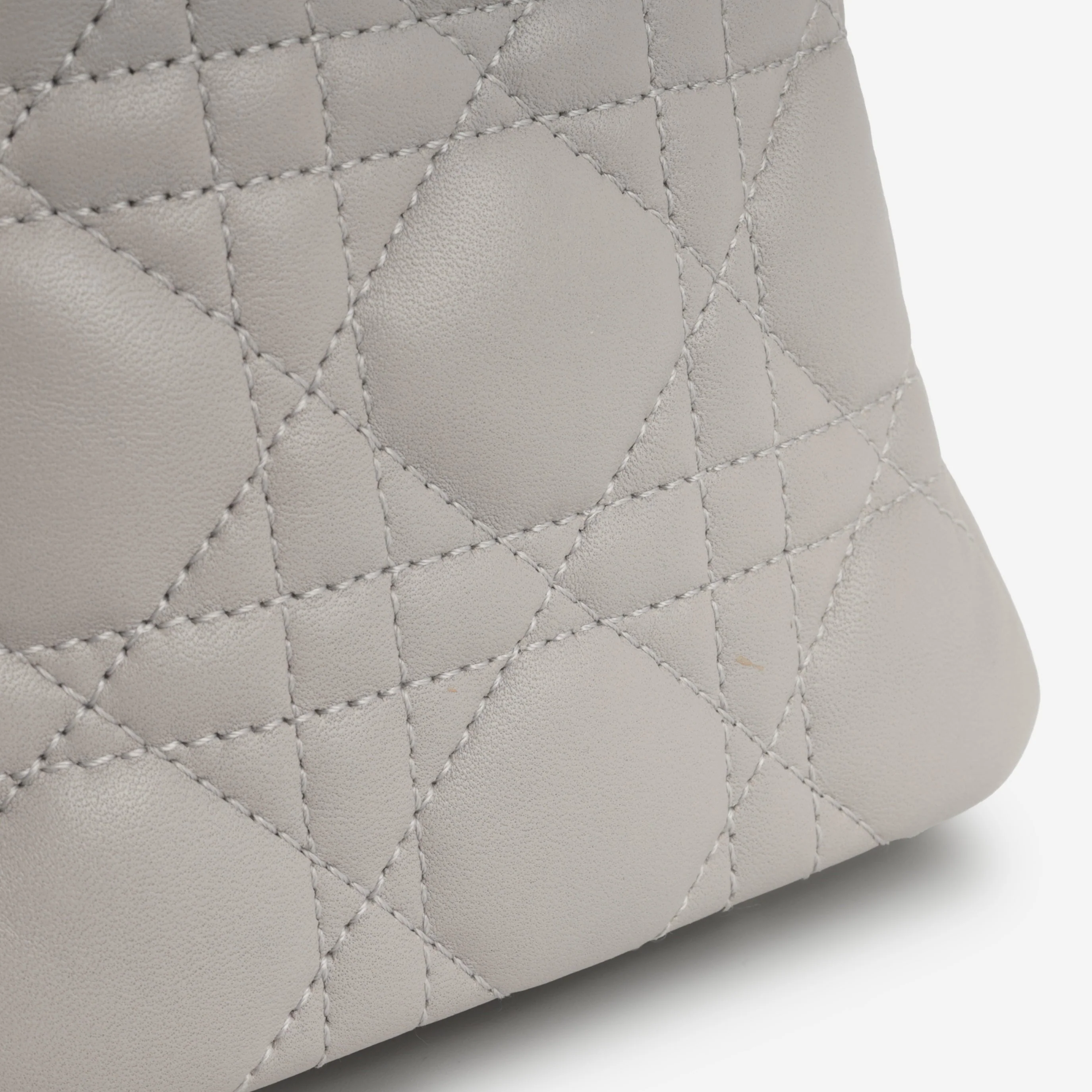 Dior Medium Lady Dior - Image 7