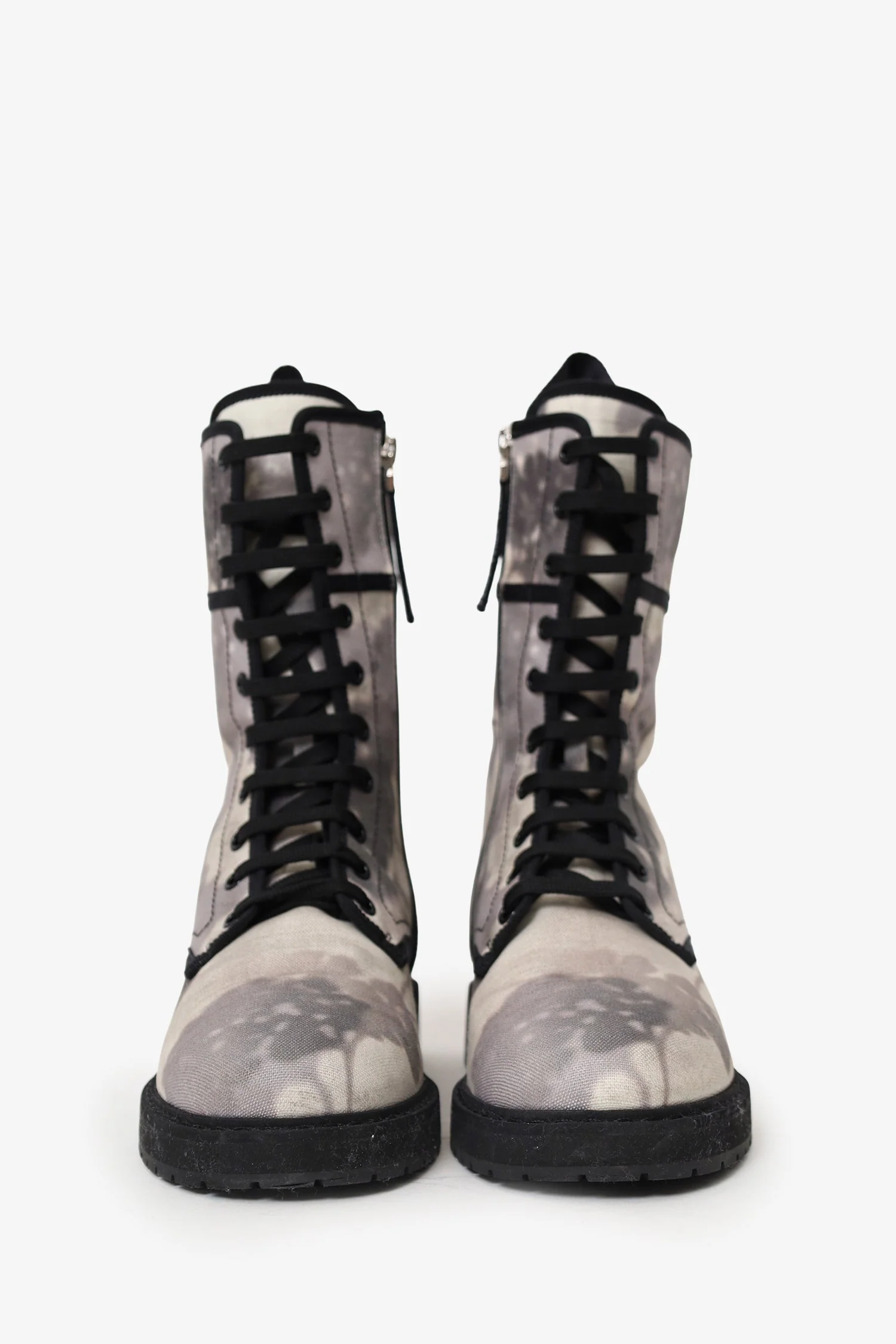 Fendi White/Grey Canvas Printed Combat Boots Size 39.5 - Image 3