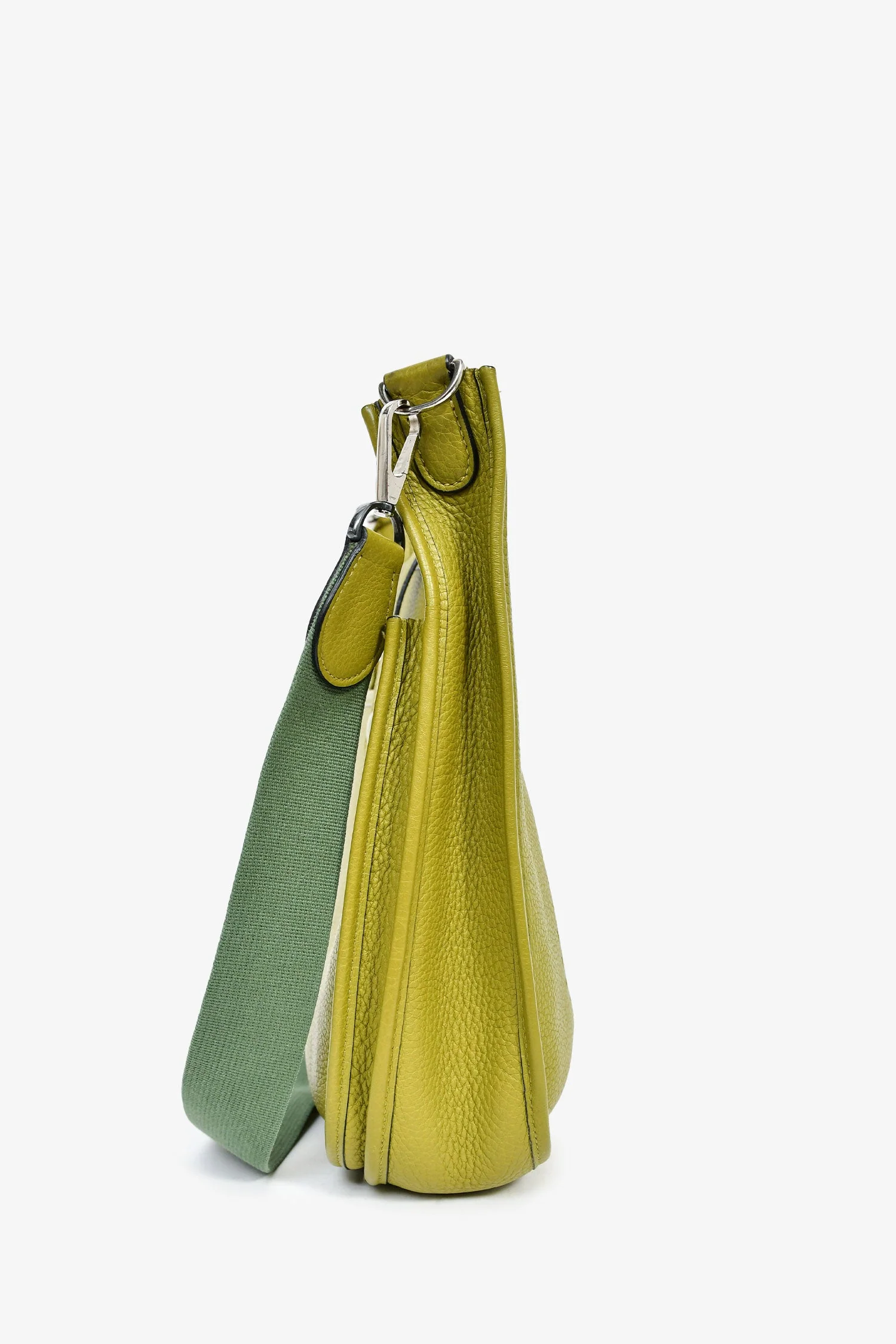 Hermès 2014 Green Clemence Leather Evelyne 28 II PM - Image 3