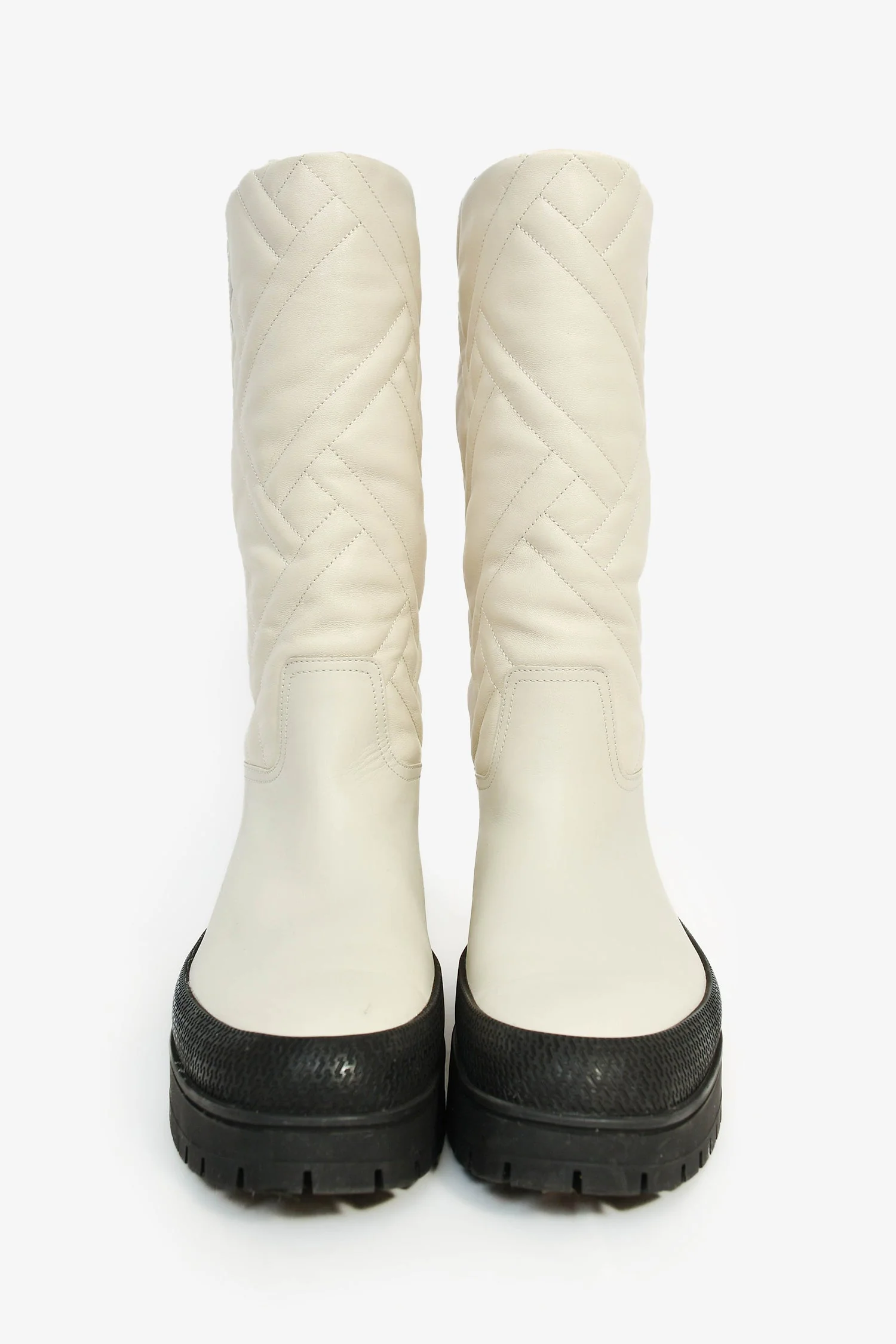 Hermès 2022 White Leather 'Fuji' Rain Boots Size 39 - Image 3