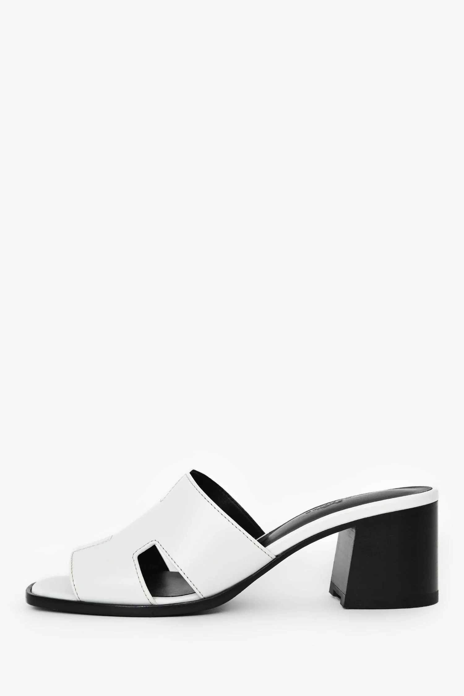 Hermès White Leather 'Helia 60' Sandals Size 39 - Image 4