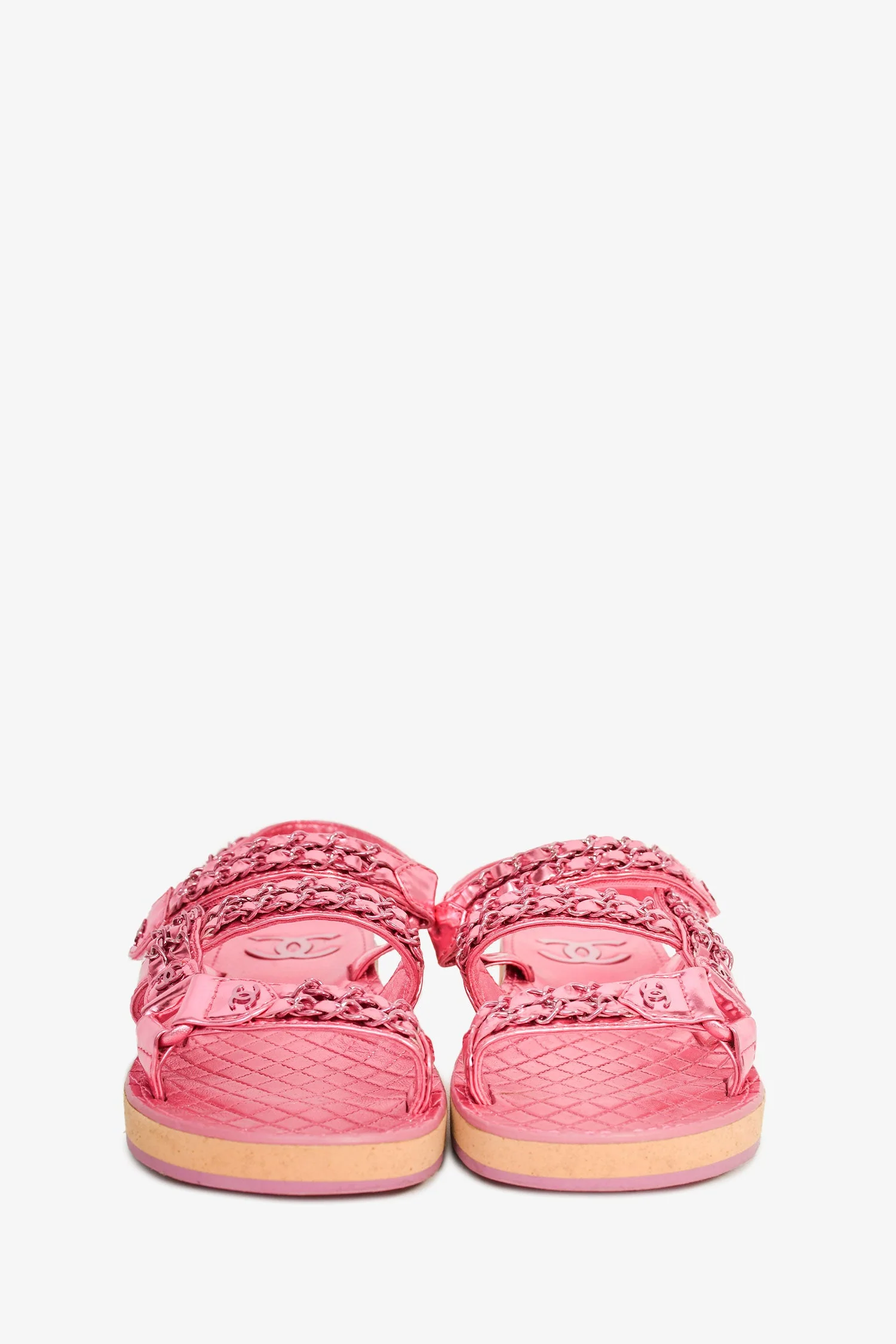 Pre-Loved Chanel™ 2022 Metallic Pink Leather Chain CC Sandals Size 36.5C - Image 3