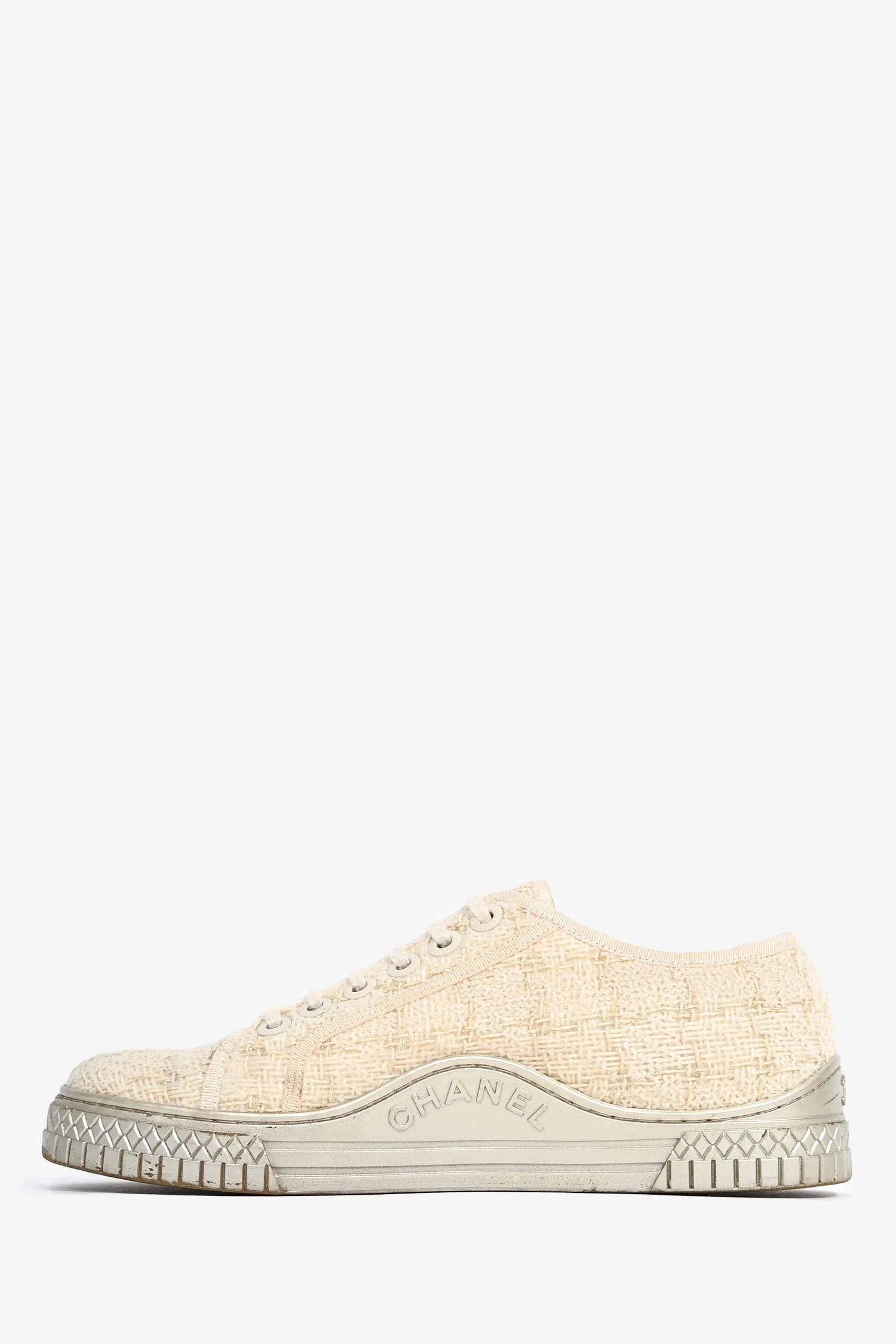 Pre-Loved Chanel™ Cream/Gold Metallic Tweed Lace Up CC Sneakers Size 37.5 - Image 4
