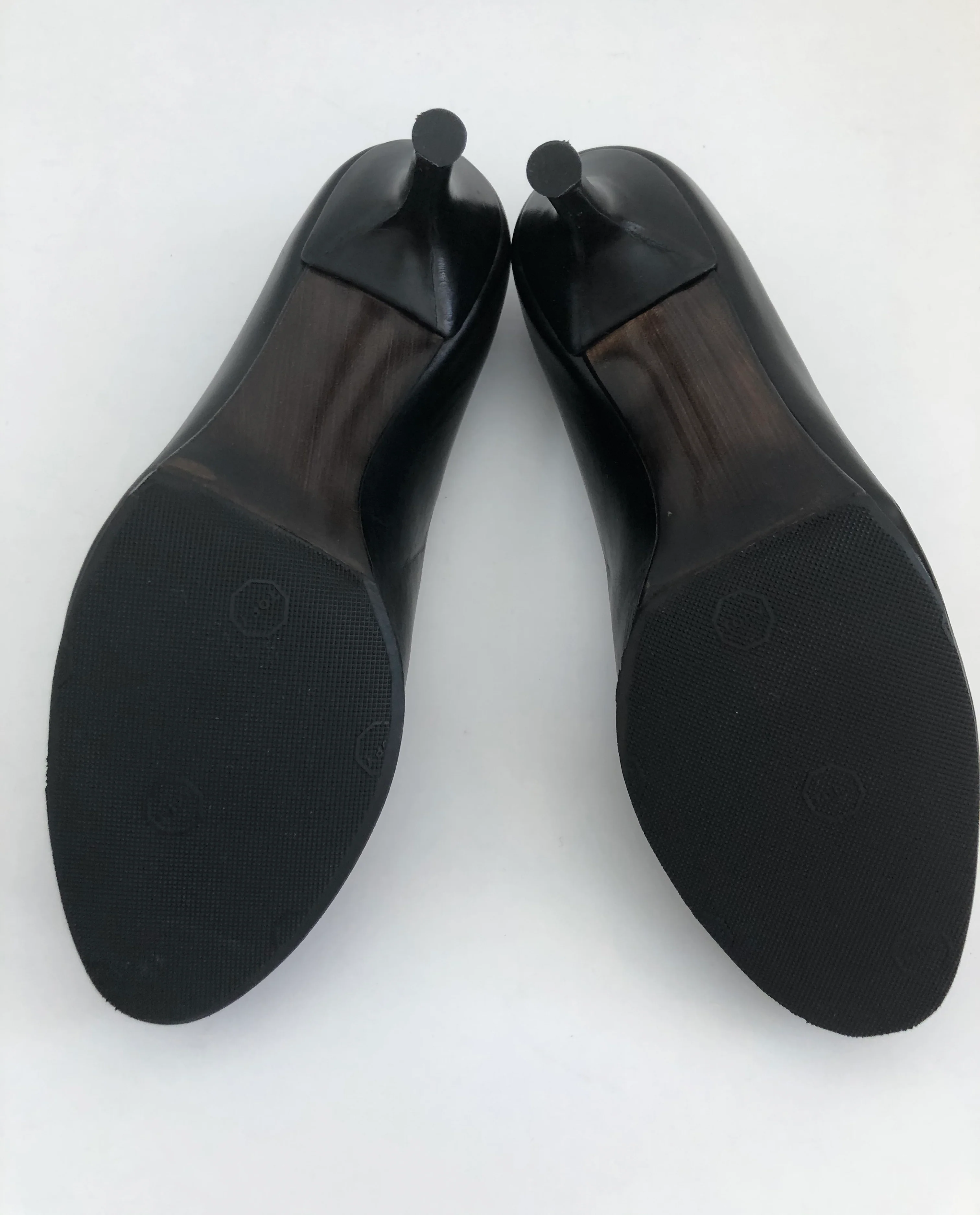 Stuart Weitzman Black Leather Heels Size 4.5 (NWT) - Image 12
