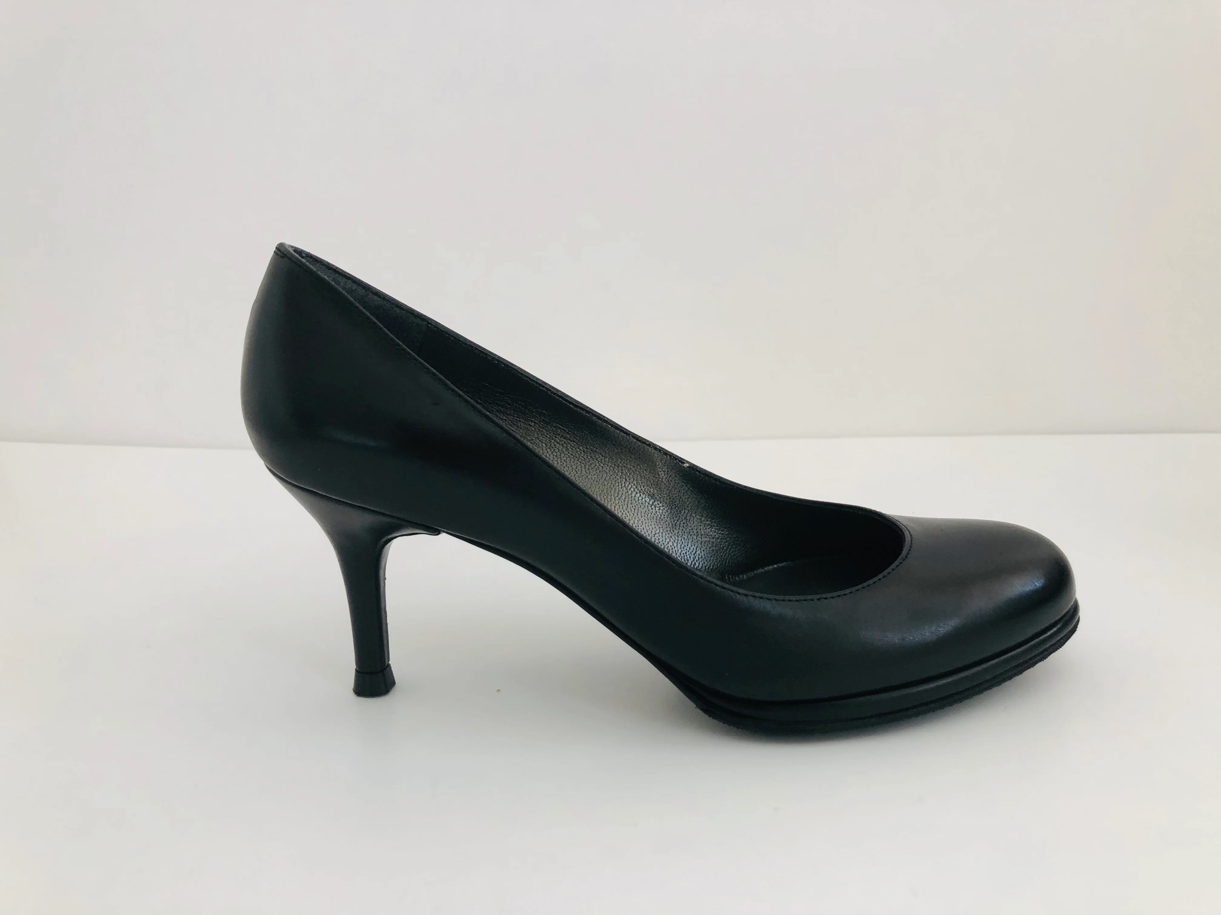 Stuart Weitzman Black Leather Heels Size 4.5 (NWT) - Image 3