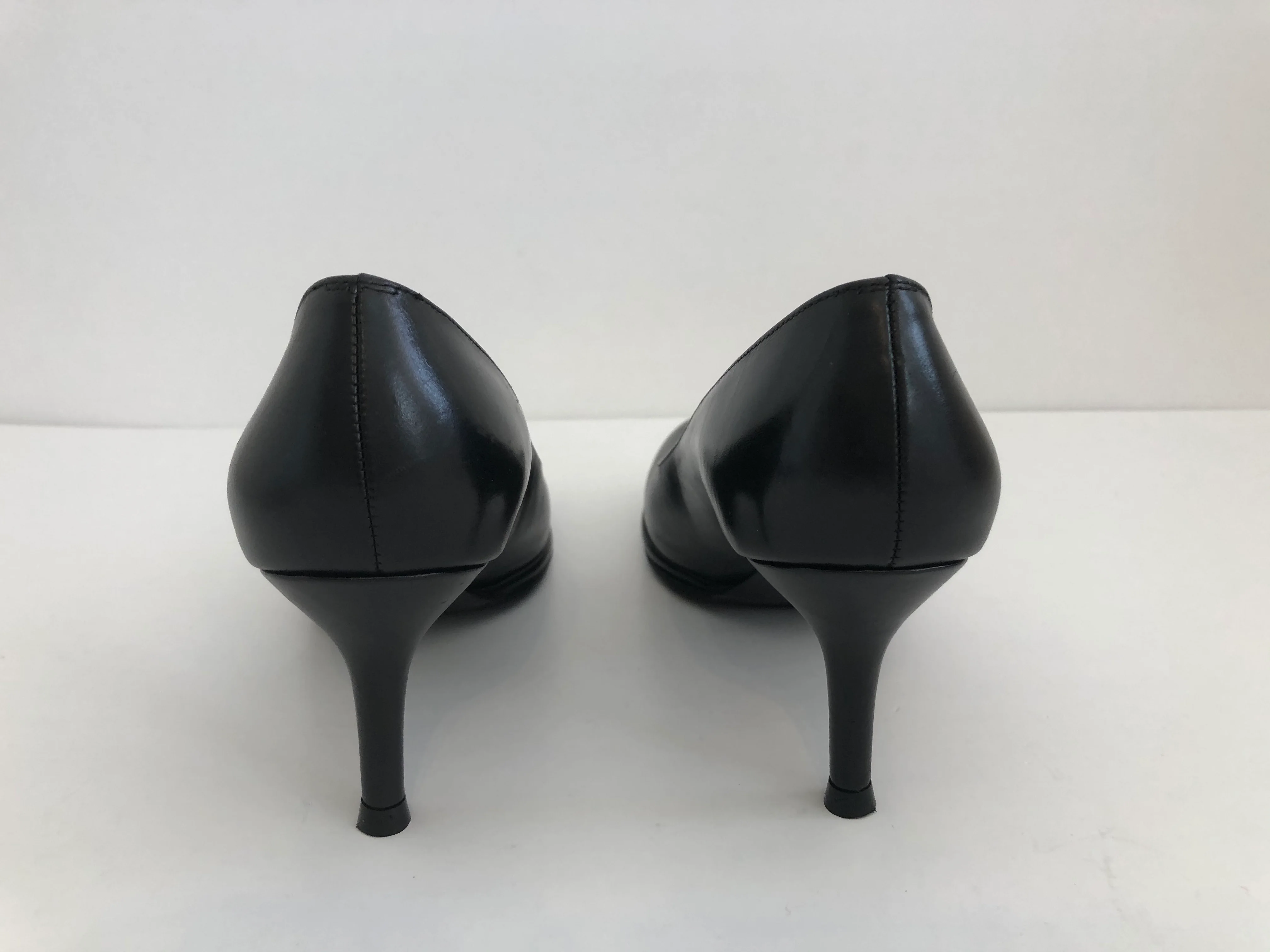 Stuart Weitzman Black Leather Heels Size 4.5 (NWT) - Image 5