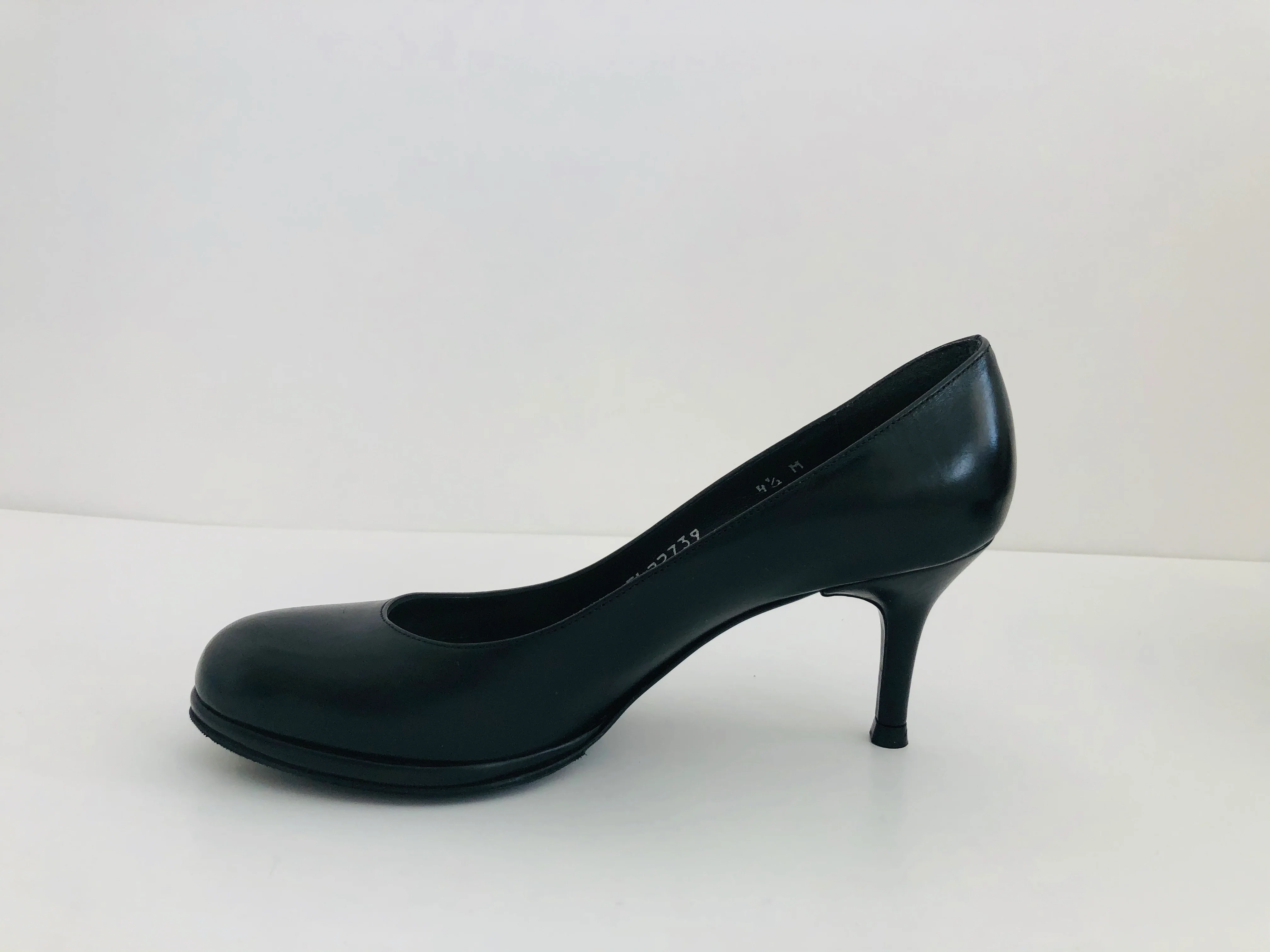 Stuart Weitzman Black Leather Heels Size 4.5 (NWT) - Image 9